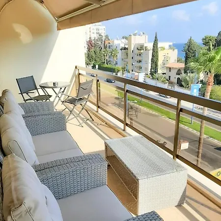 Samson Sea Breeze, 3bed Sleeps 6, Free Wifi アパート リマソール