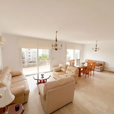 Samson Sea Breeze, 3bed Sleeps 6, Free Wifi アパート リマソール