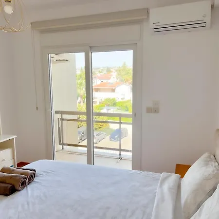 Samson Sea Breeze, 3bed Sleeps 6, Free Wifi リマソール