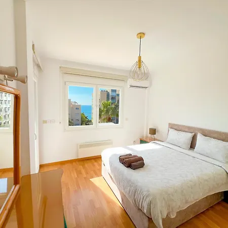 Samson Sea Breeze, 3bed Sleeps 6, Free Wifi Lägenhet Limassol