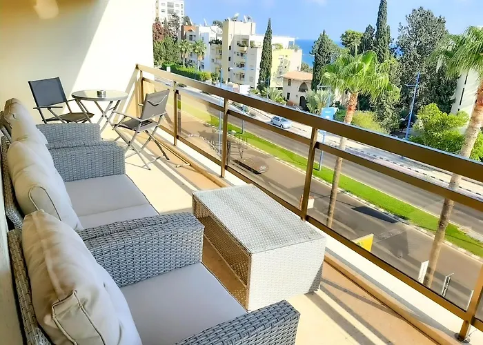 Samson Sea Breeze, 3bed Sleeps 6, Free Wifi Limasol