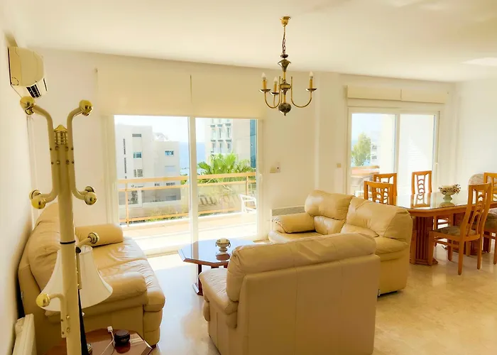 Samson Sea Breeze, 3bed Sleeps 6, Free Wifi