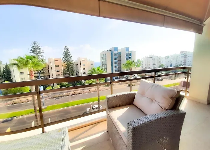 Samson Sea Breeze, 3bed Sleeps 6, Free Wifi アパート リマソール